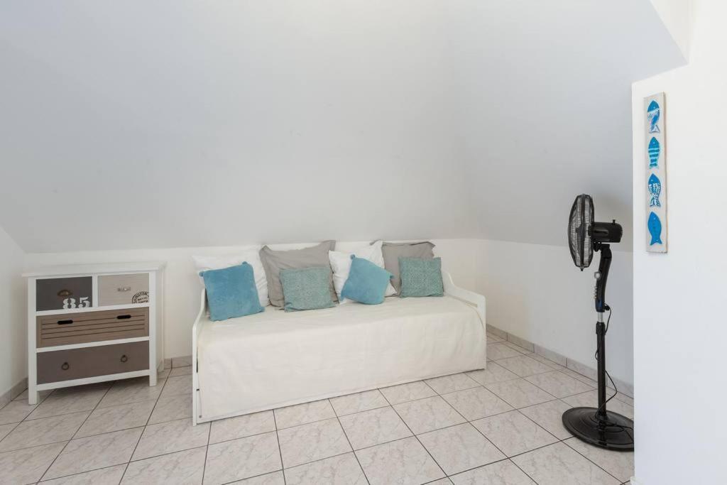 Le Benitier Apartment Saint-Gilles-les-Bains Exterior photo